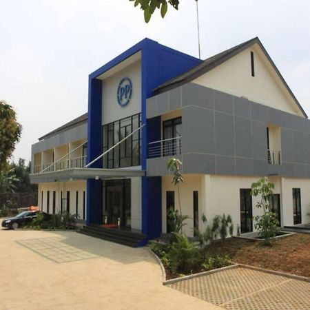 Pp University Cisarua Esterno foto